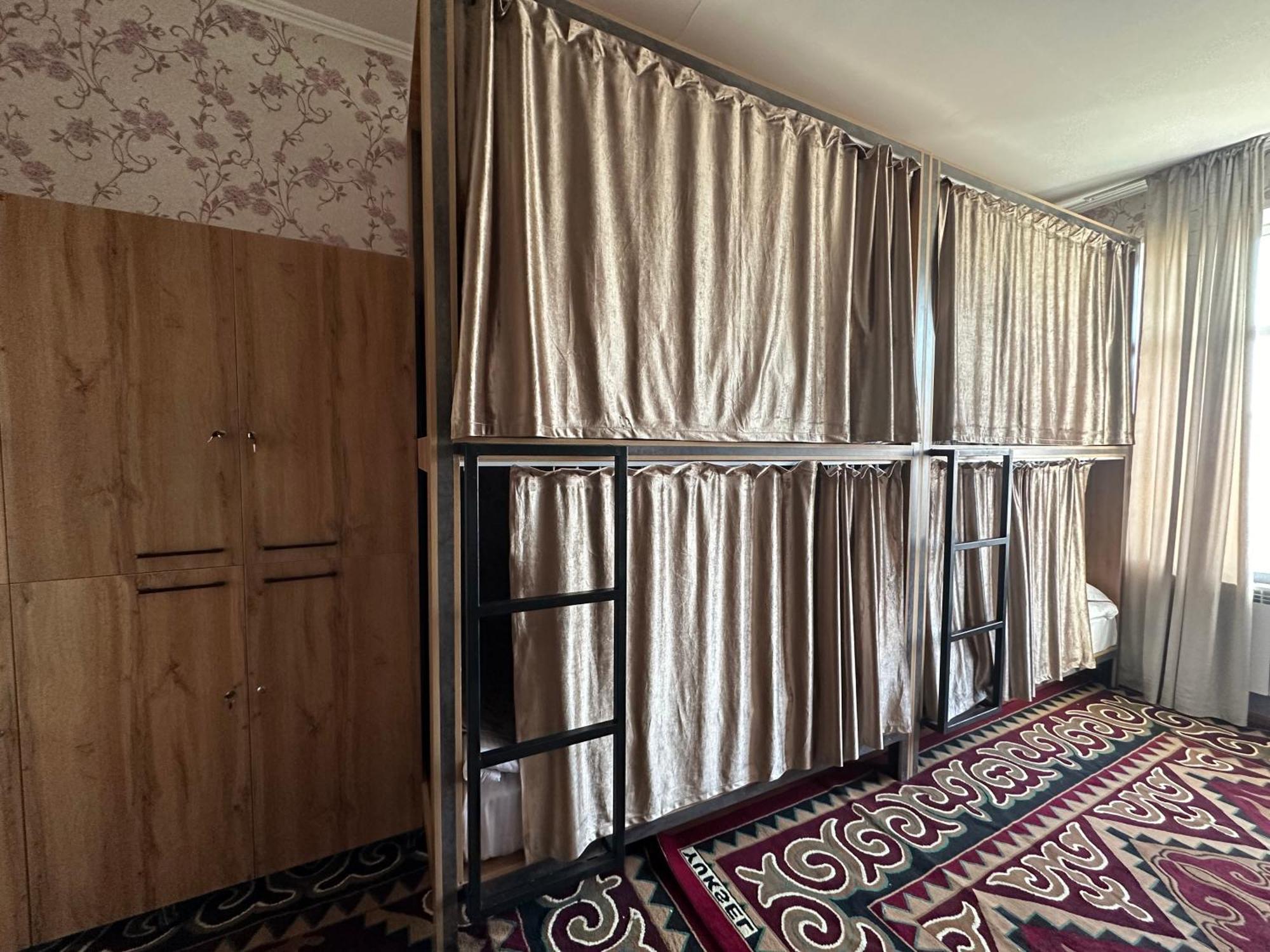 Sunny Hostel Osh Ngoại thất bức ảnh
