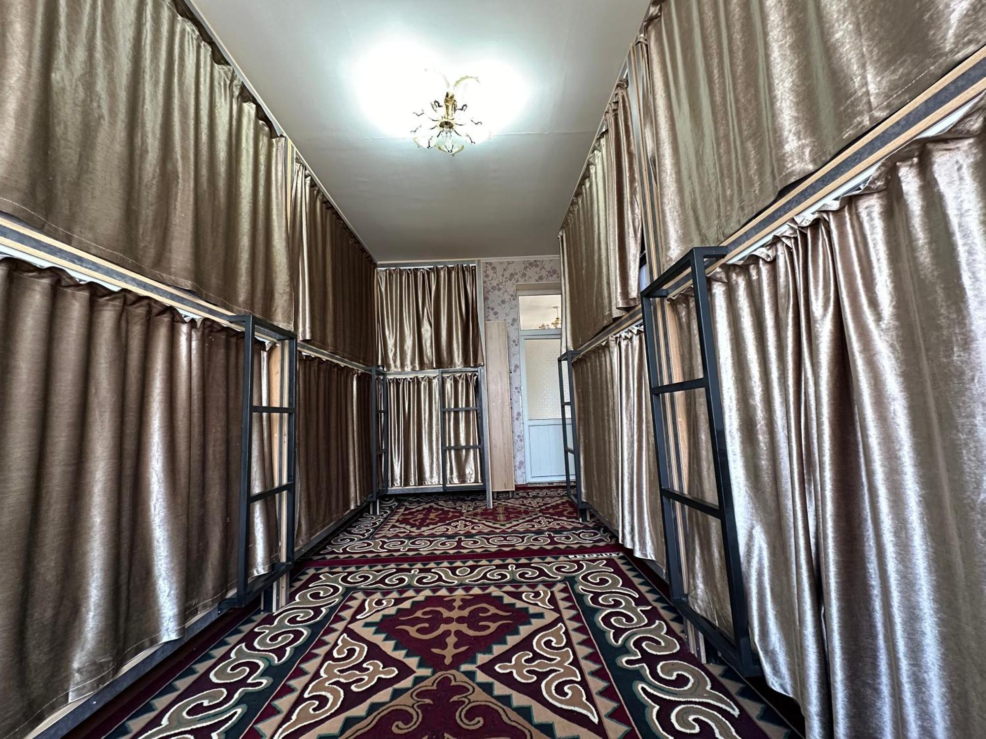 Sunny Hostel Osh Ngoại thất bức ảnh